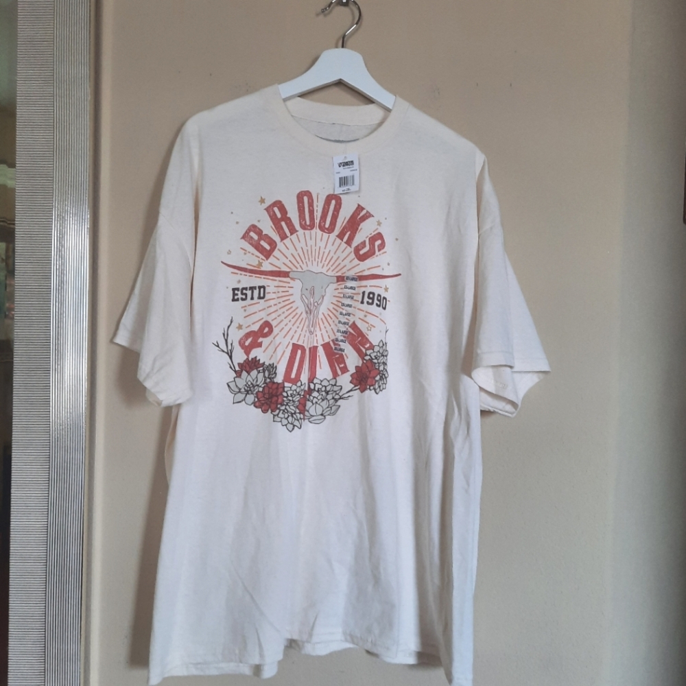 Cream Brooks & Dunn Western Style Graphic T-Shirt Cowgirl Country